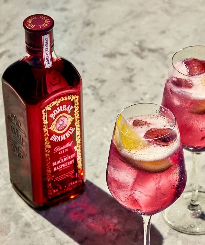 Ginové koktejly Bramble Tonic