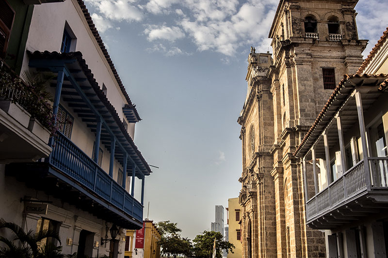 Dictador Cartagena street