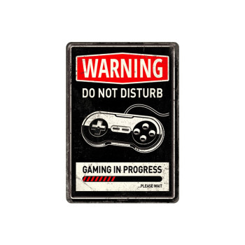 Plechová pohlednice - Gaming in Progress