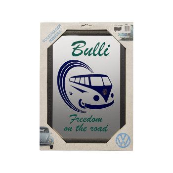 Zrcadlový obraz VW Bulli Freedom on the road
