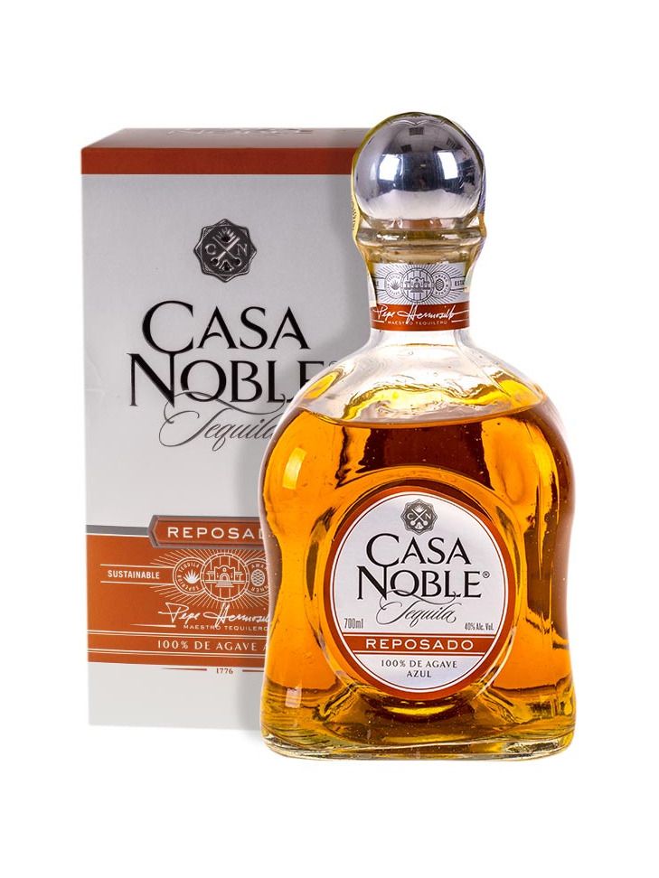 CASA NOBLE Reposado 0,7l 40% Dárkové balení