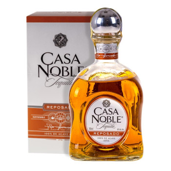 CASA NOBLE Reposado 0,7l 40% Dárkové balení