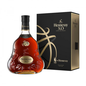 Hennessy X.O Limited Edition NBA 0,7l 40% Dárkové balení - 1