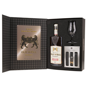 Svachovka Whisky set PoW33 0,5l 46,3% + sklenička + ponožky - 1